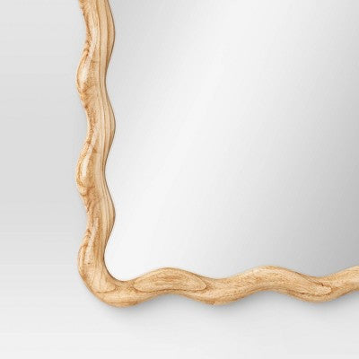 Lustro ścienne 24\" x 30\" z falistą drewnianą ramą